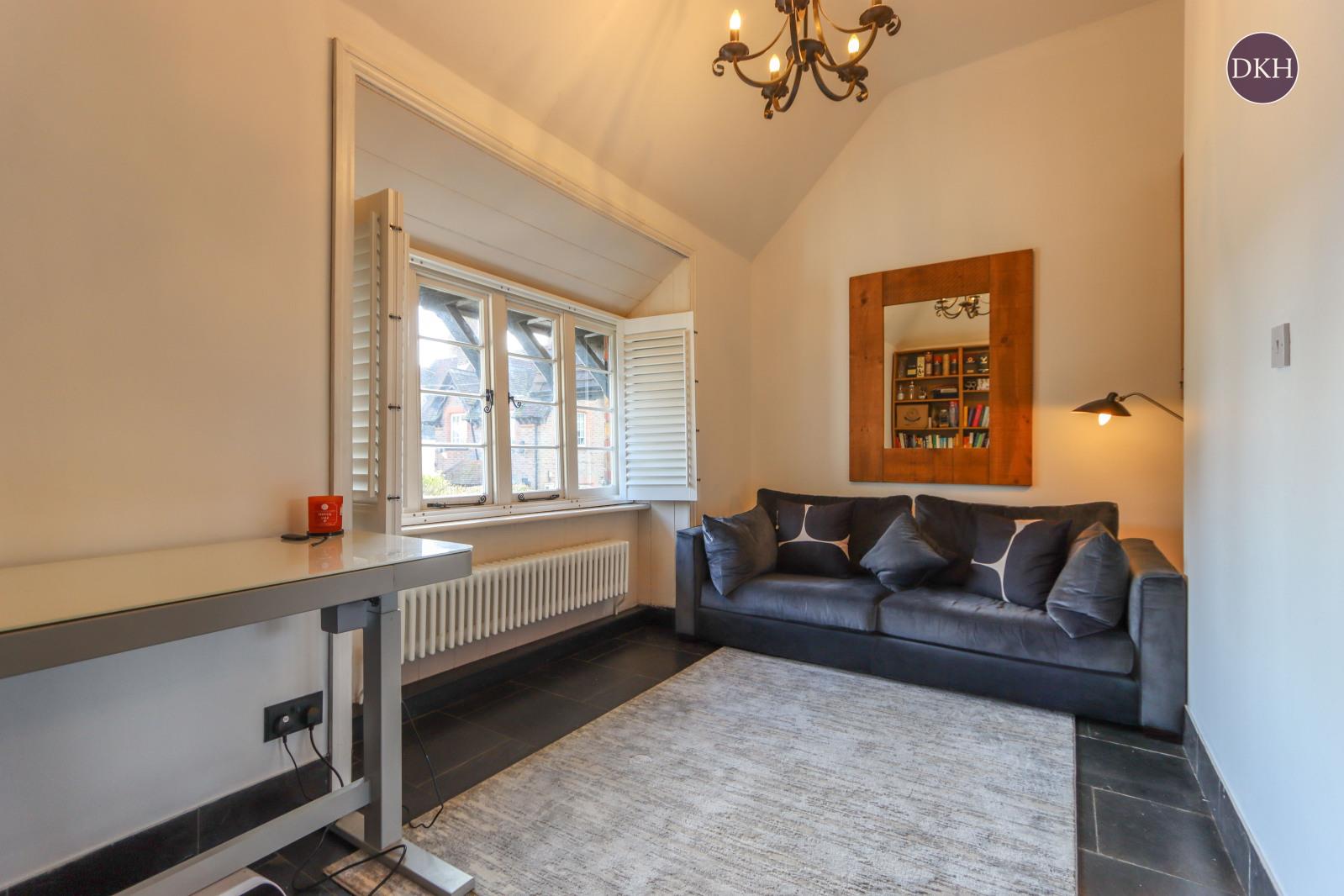 Property Image ed32859c-c790-417e-8a95-0e4cdbbd83a2