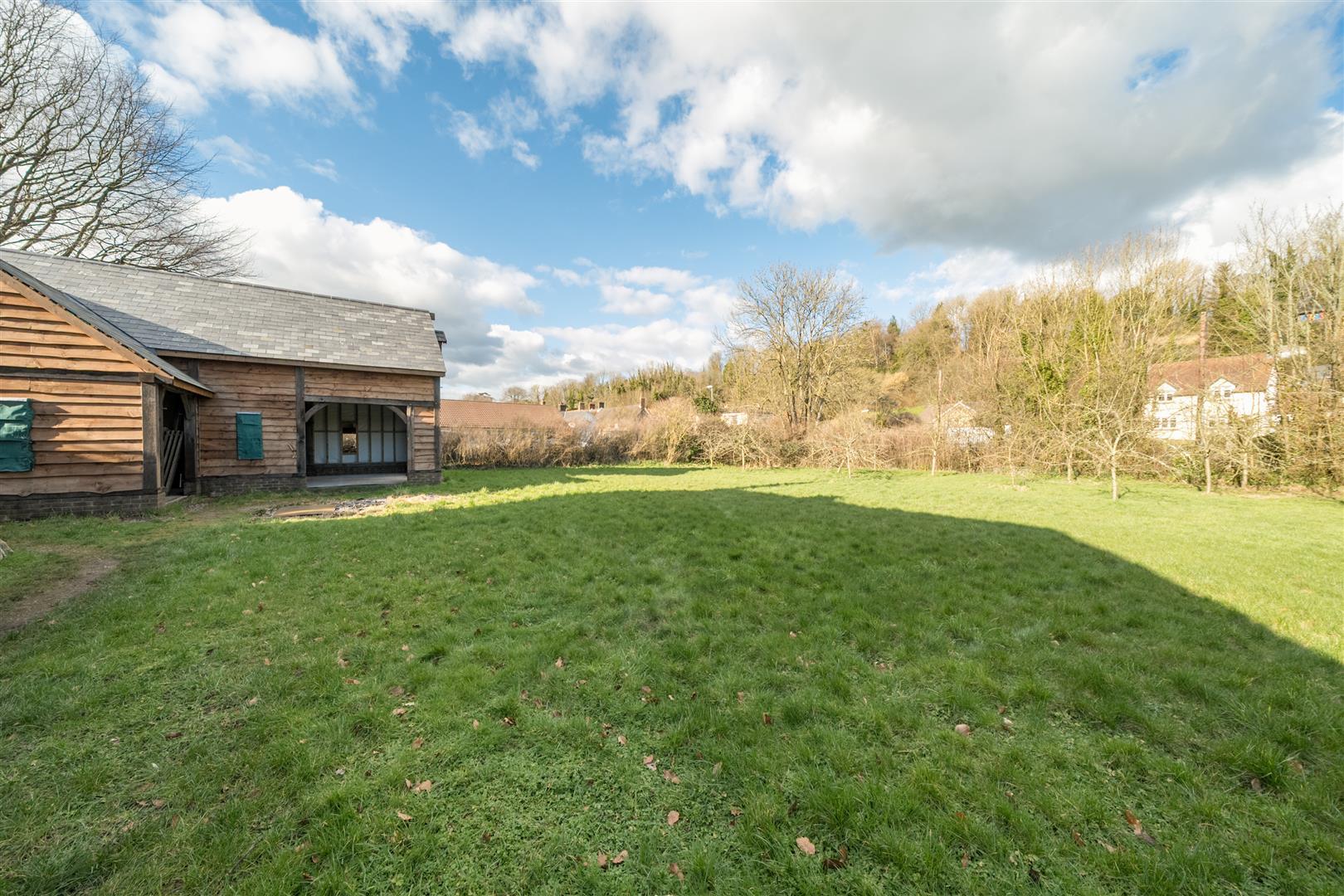 Property Image ed37f8ba-d364-4724-9e95-0a98e2988d3e