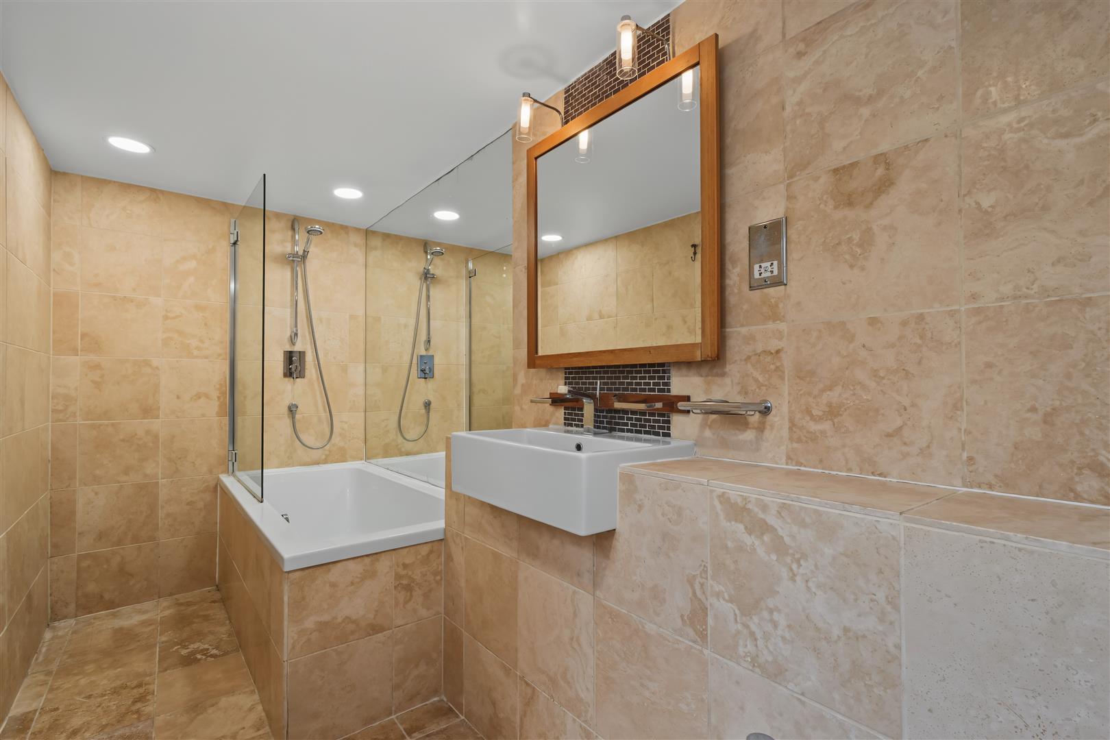 Property Image ed412e2e-ece9-4961-a2bd-4fef4c335547