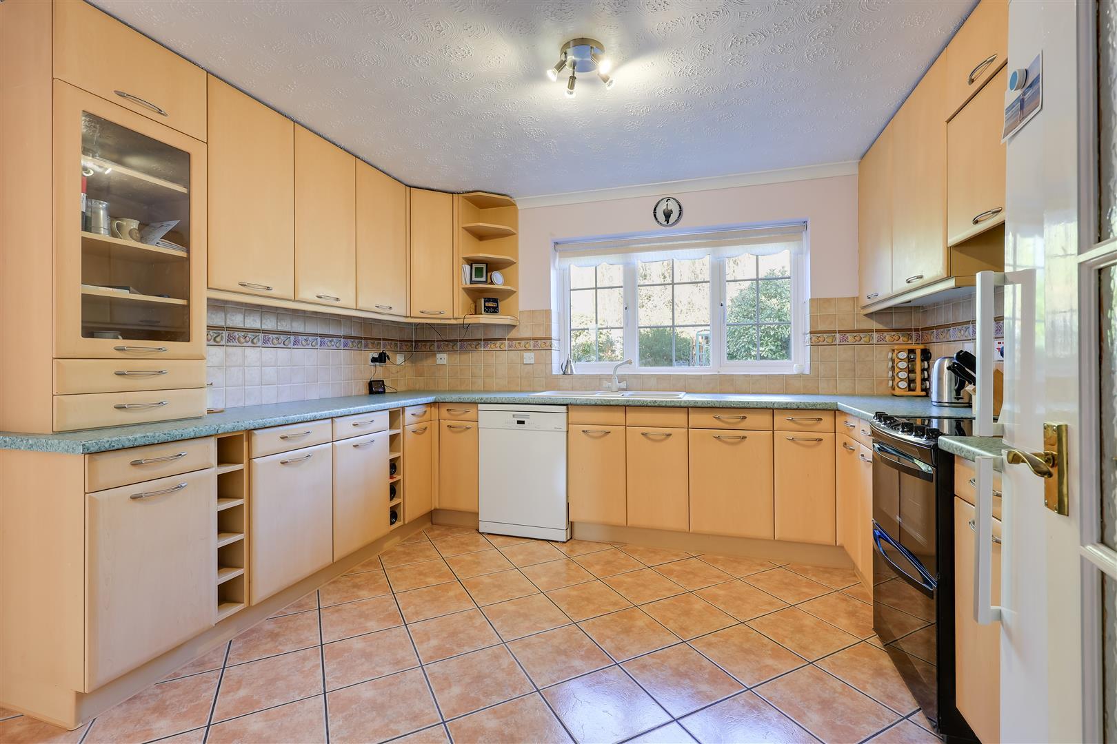 Property Image ed47e1b6-55c8-48a9-af89-1510e14aa2dd