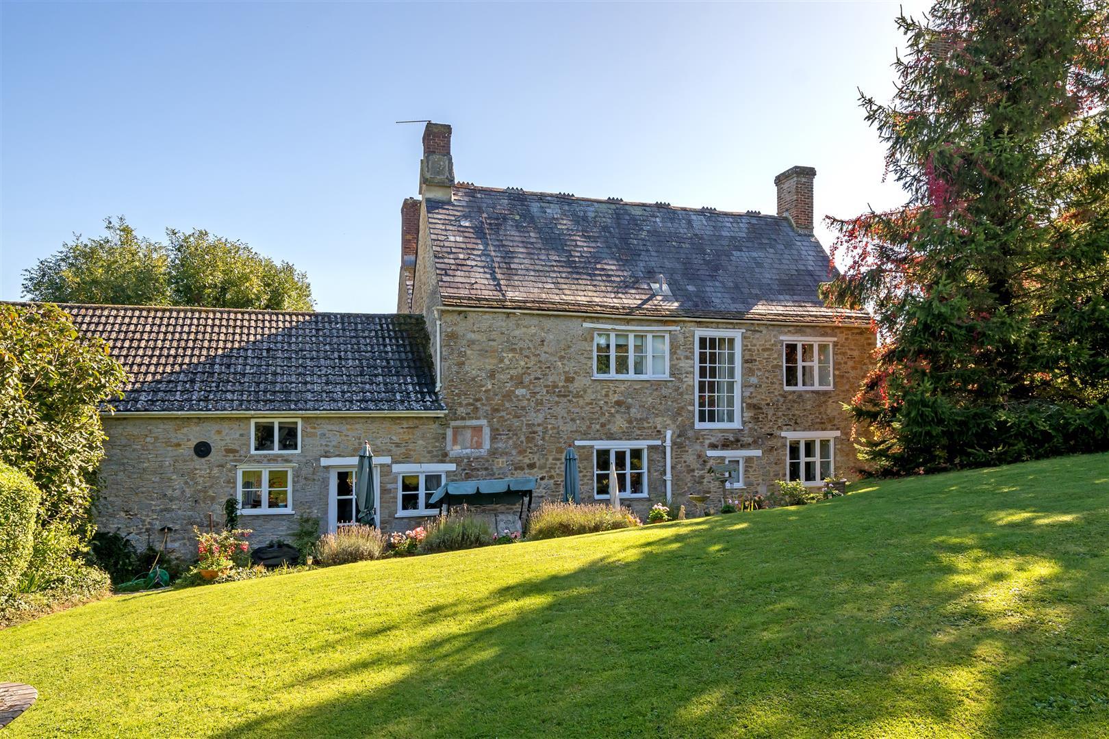 Property Image ed592baa-95e2-4ee7-94ad-741915b453e6