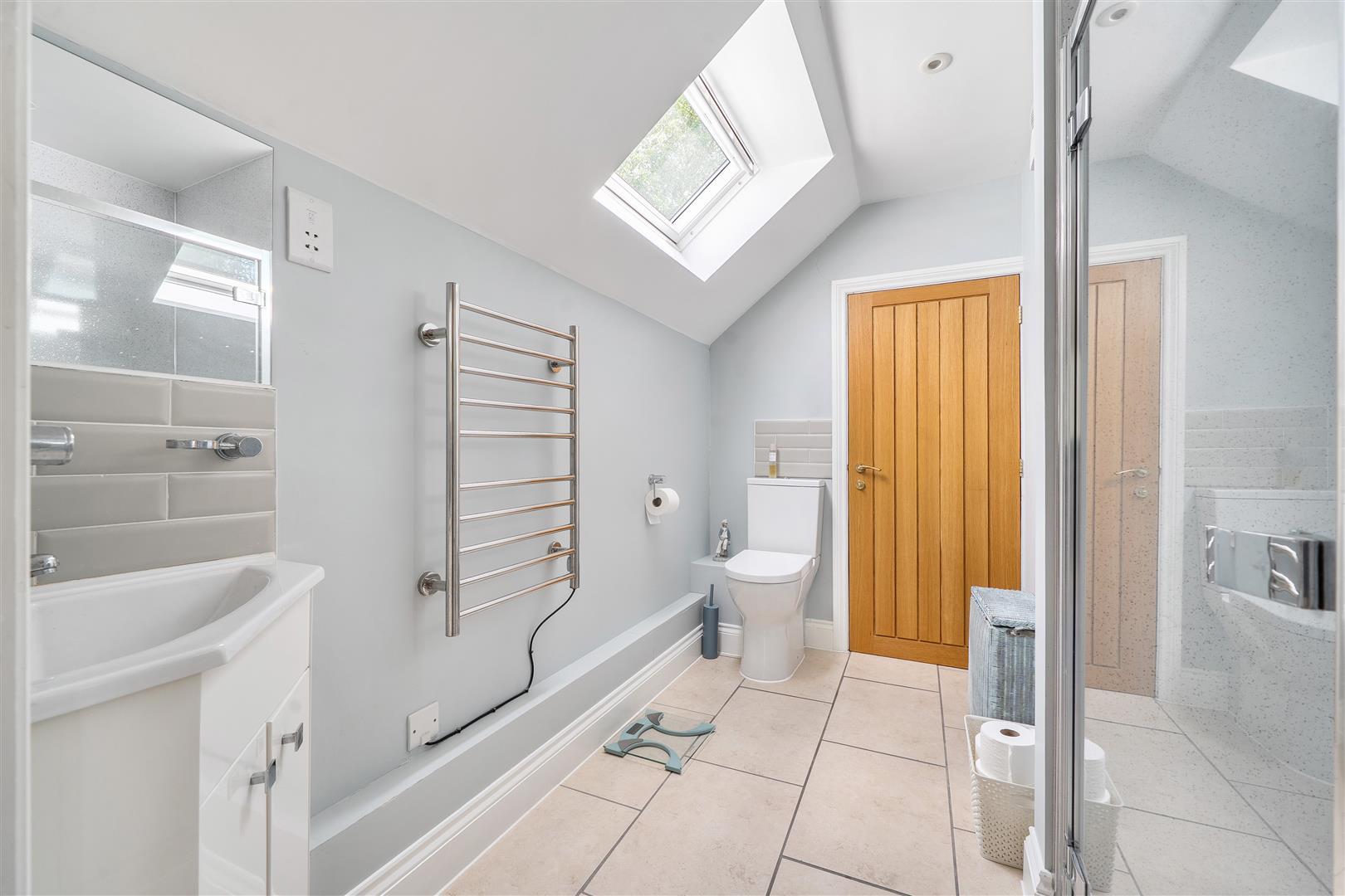 Property Image ed72a4bb-c6dc-4b5a-bcb7-3efa2fecb537