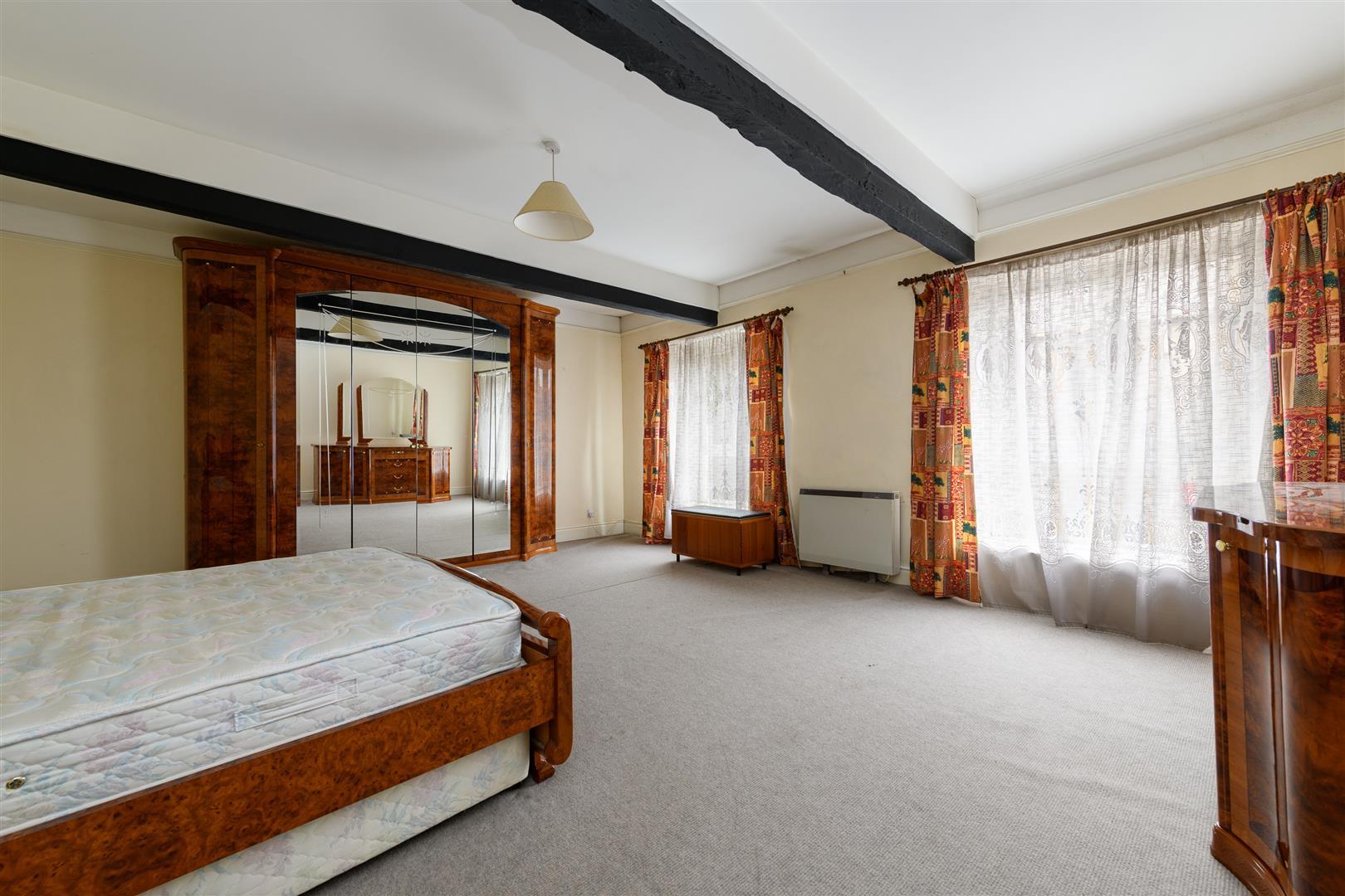 Property Image ed794192-ef75-4ff8-90be-a44579c3d446