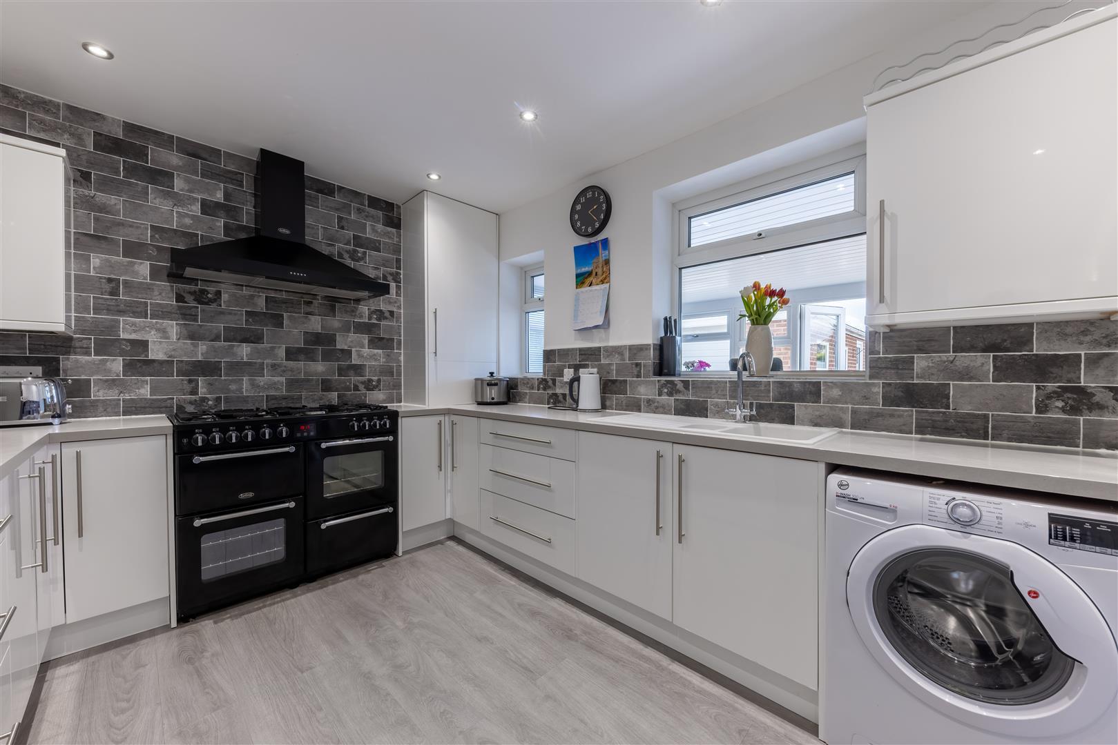 Property Image ed821f90-7ce8-4b84-873c-cbd46ab28408