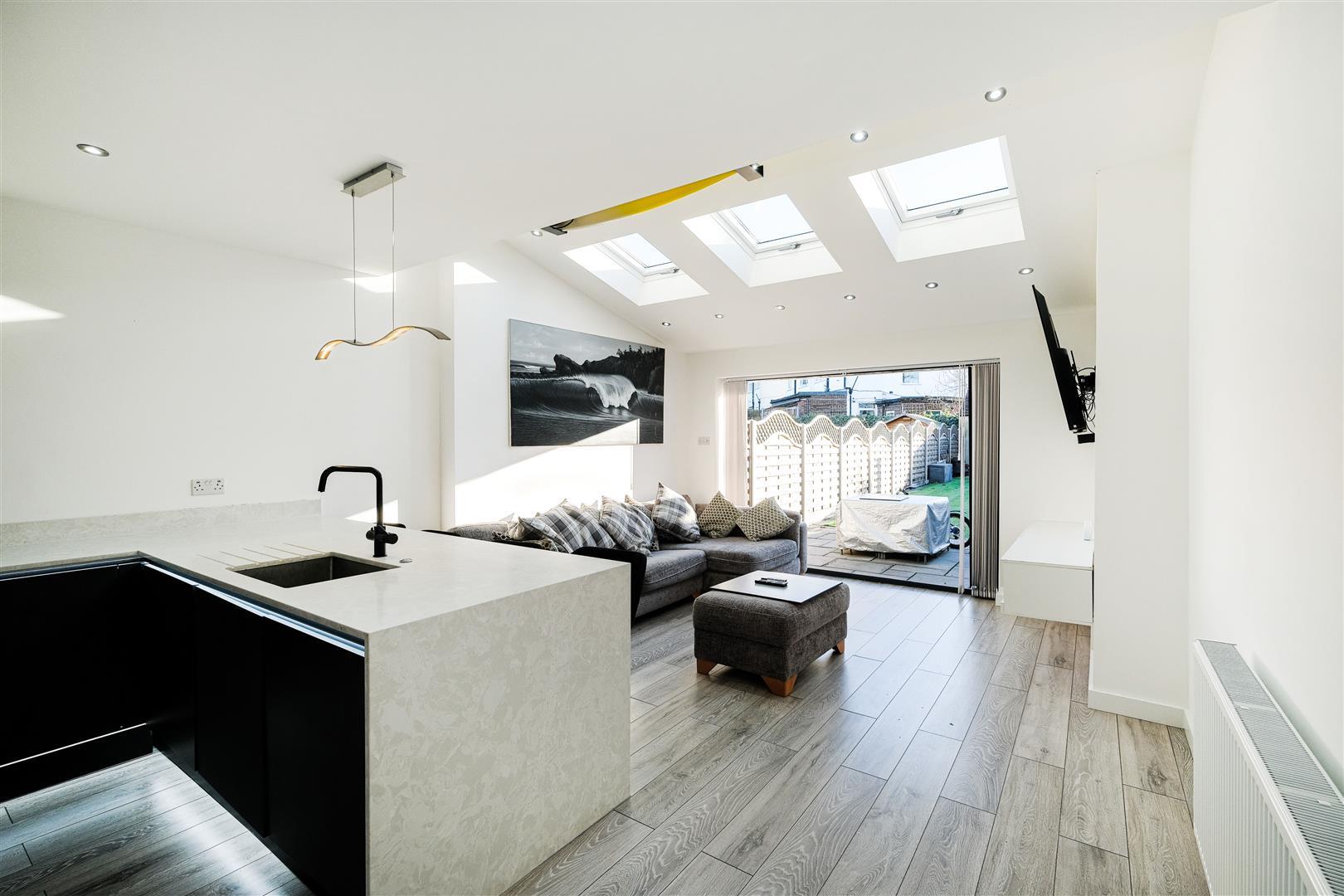 Property Image ed9567ae-8252-428c-809a-432bb19c5821