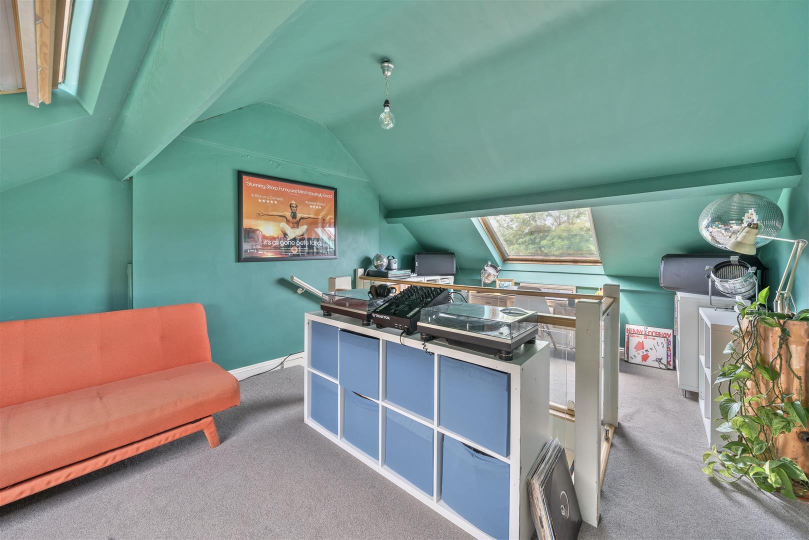 Property Image eda73ccb-ef93-4f2d-9973-50ca786a5769