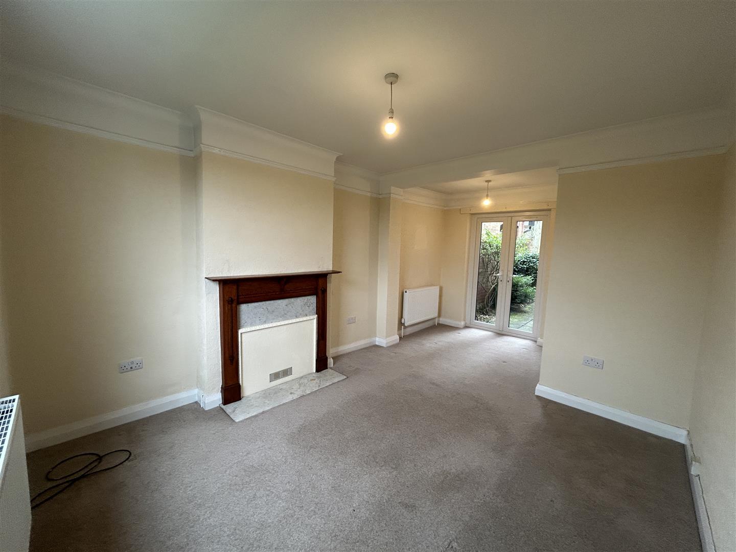 Property Image edd33418-e05c-4d65-a7d3-5bef81cf75b6