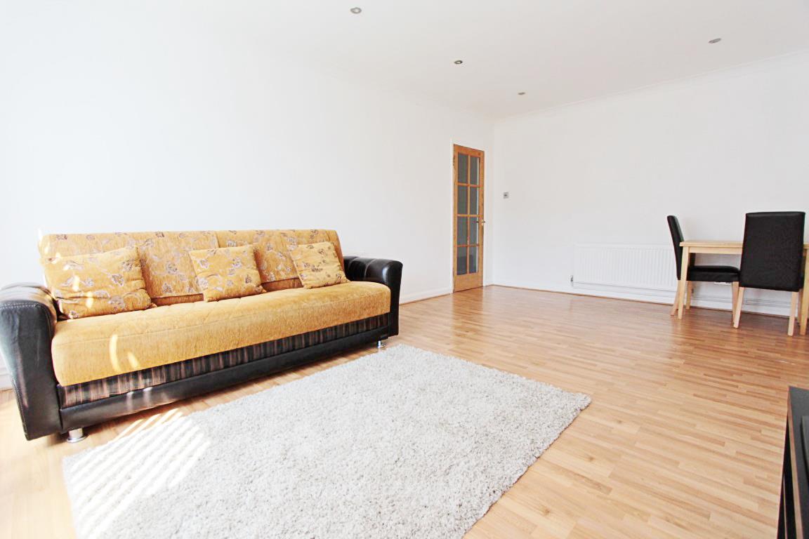 Property Image edd579cd-814b-403c-88e3-c115aa945676