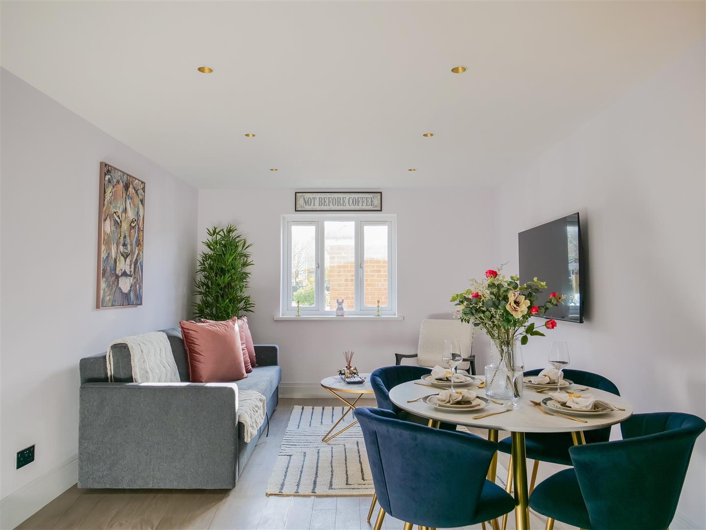 Property Image ede42dfc-558d-4556-917c-d4e137ee1df6