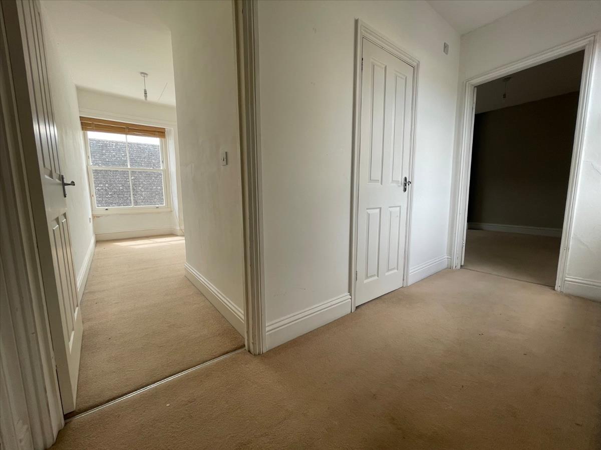 Property Image edf89c1b-0b10-49e5-a385-759c39e9db39