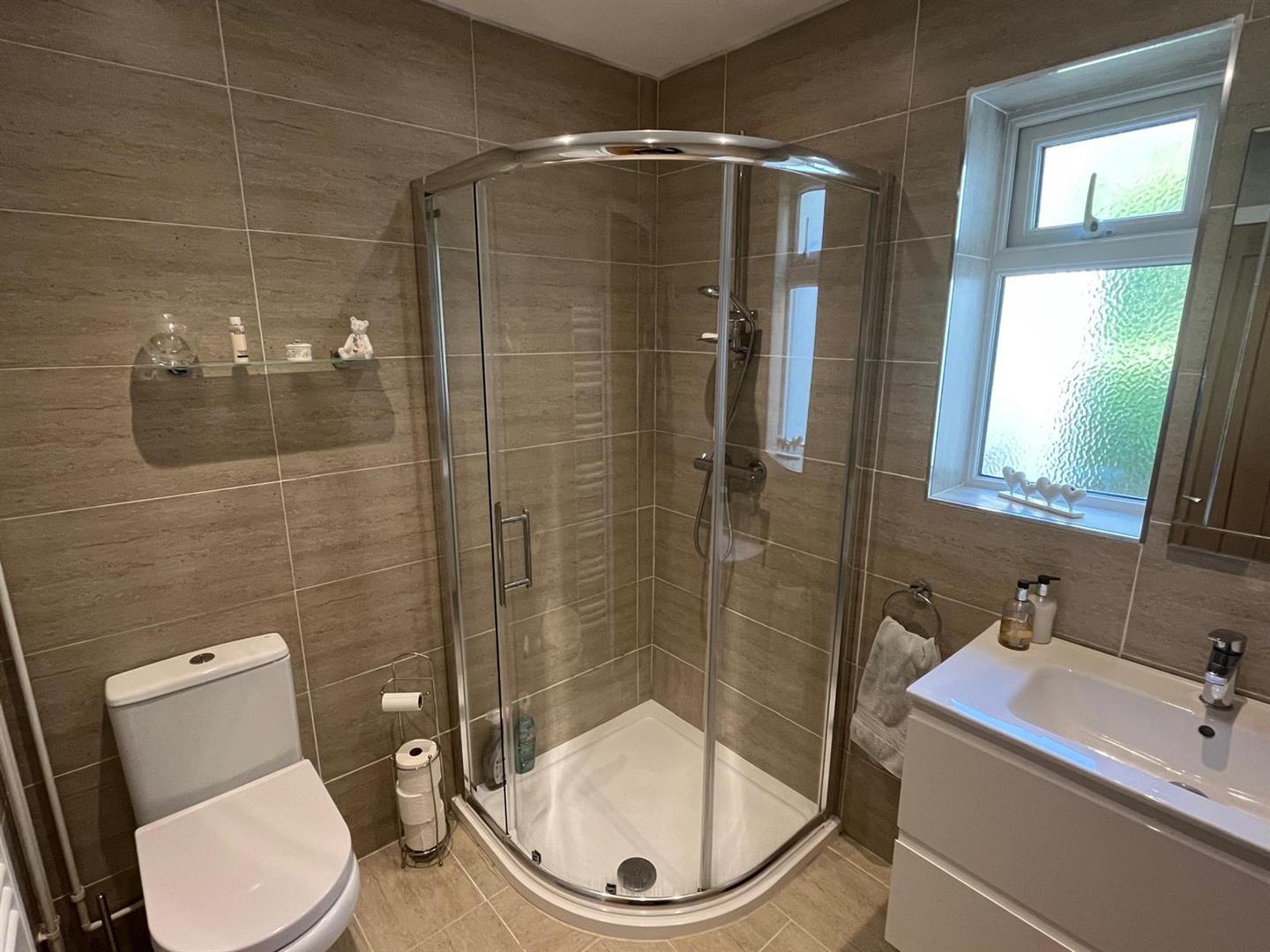 Property Image edf9584f-93c7-4552-8b58-0aa78cde0b21