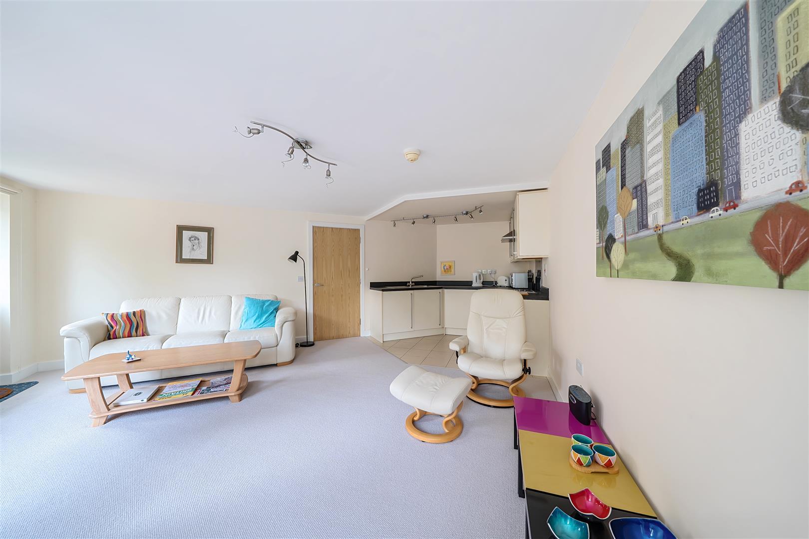 Property Image edf9c6b9-995c-47f2-8b34-fbe737e35408