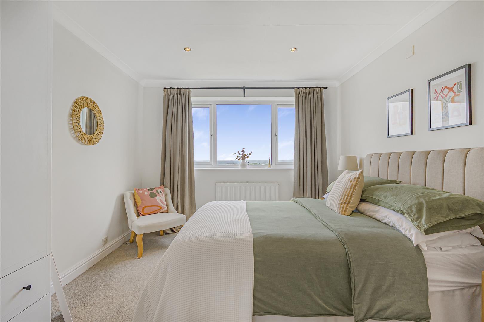 Property Image edfeb5da-49ec-4c43-8bdb-c958b4db7292