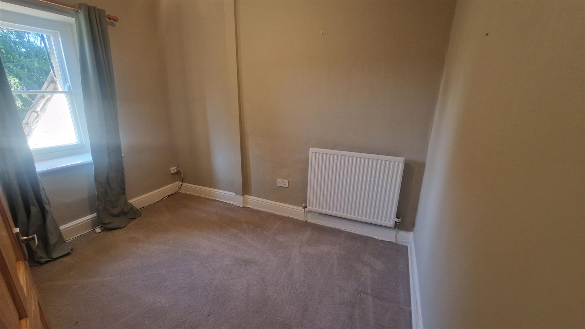 Property Image ee11cc54-b47e-4966-9bb3-d9ea6ea65517