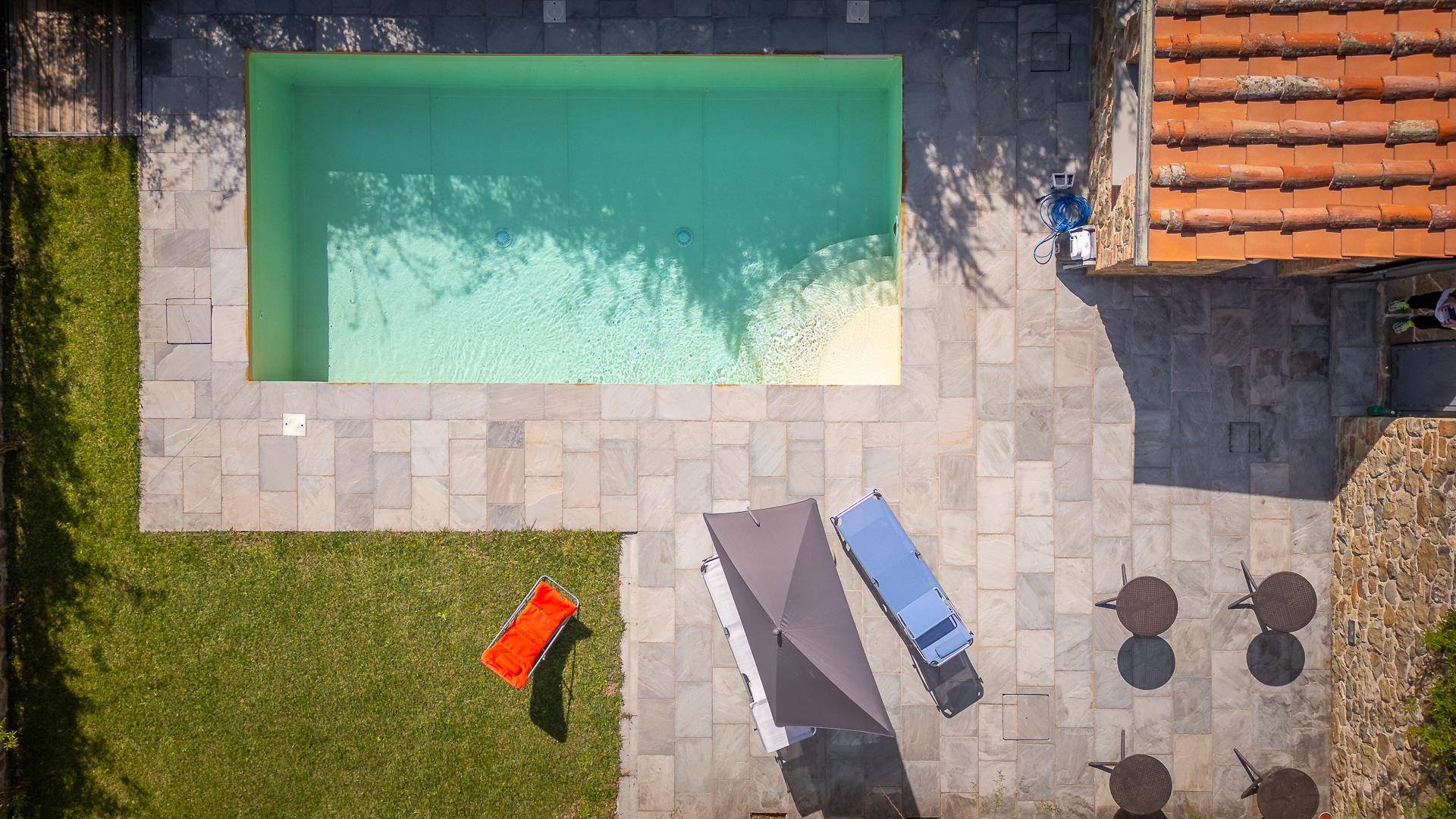 Property Image ee18580e-d4c5-44d5-985b-c8921b644128