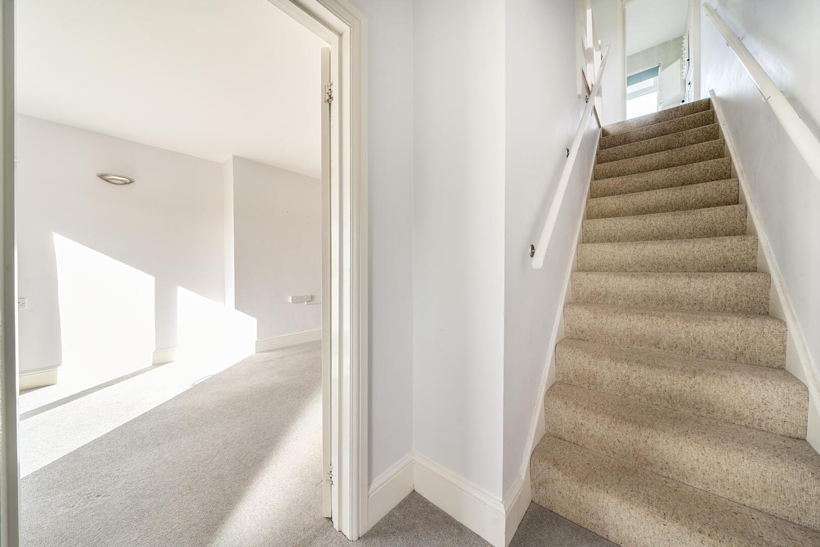 Property Image ee387c17-72fd-465c-b615-6cf7914dfd7f