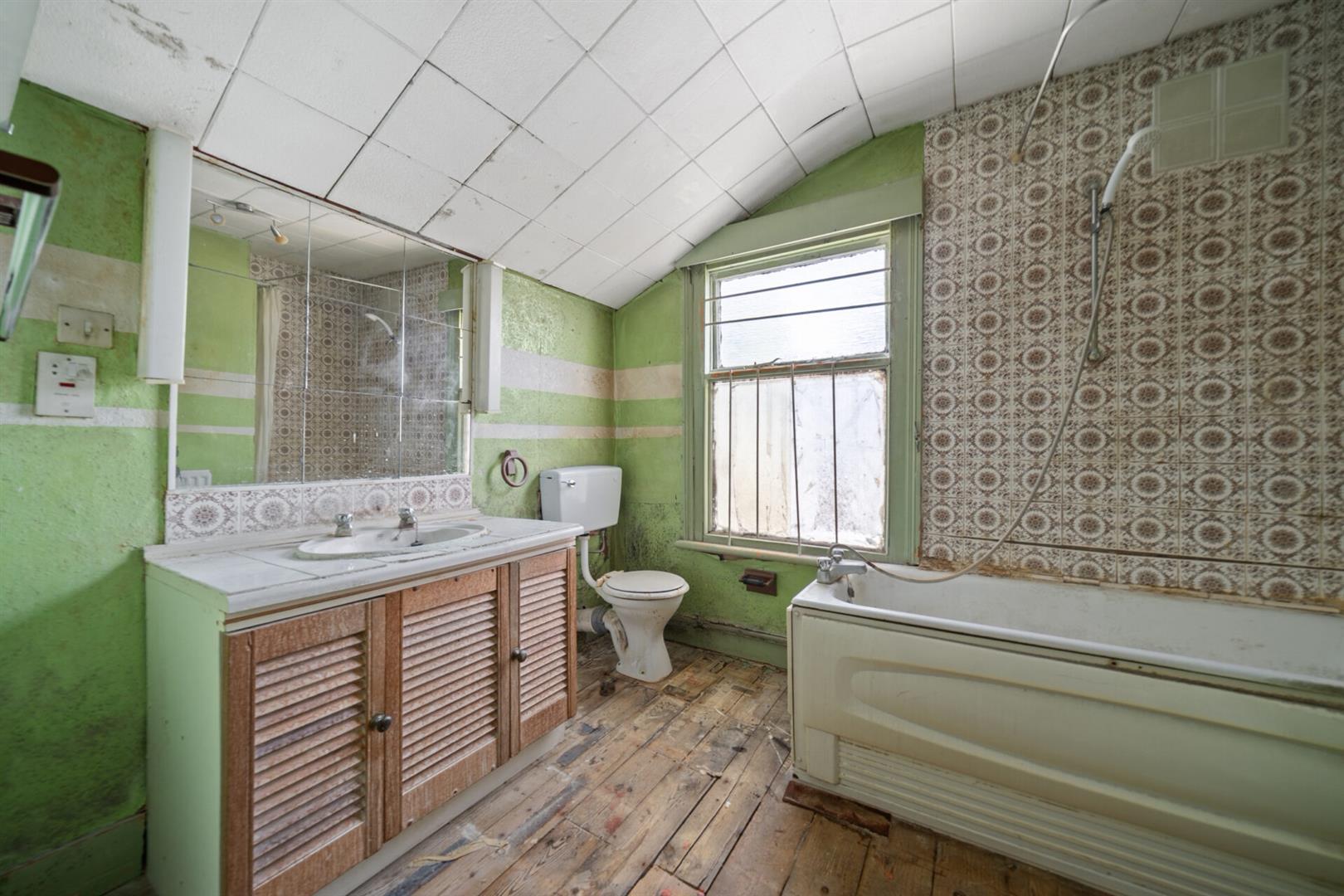 Property Image ee3d63f6-9ef6-4c27-8ee9-5c79a9b8a745