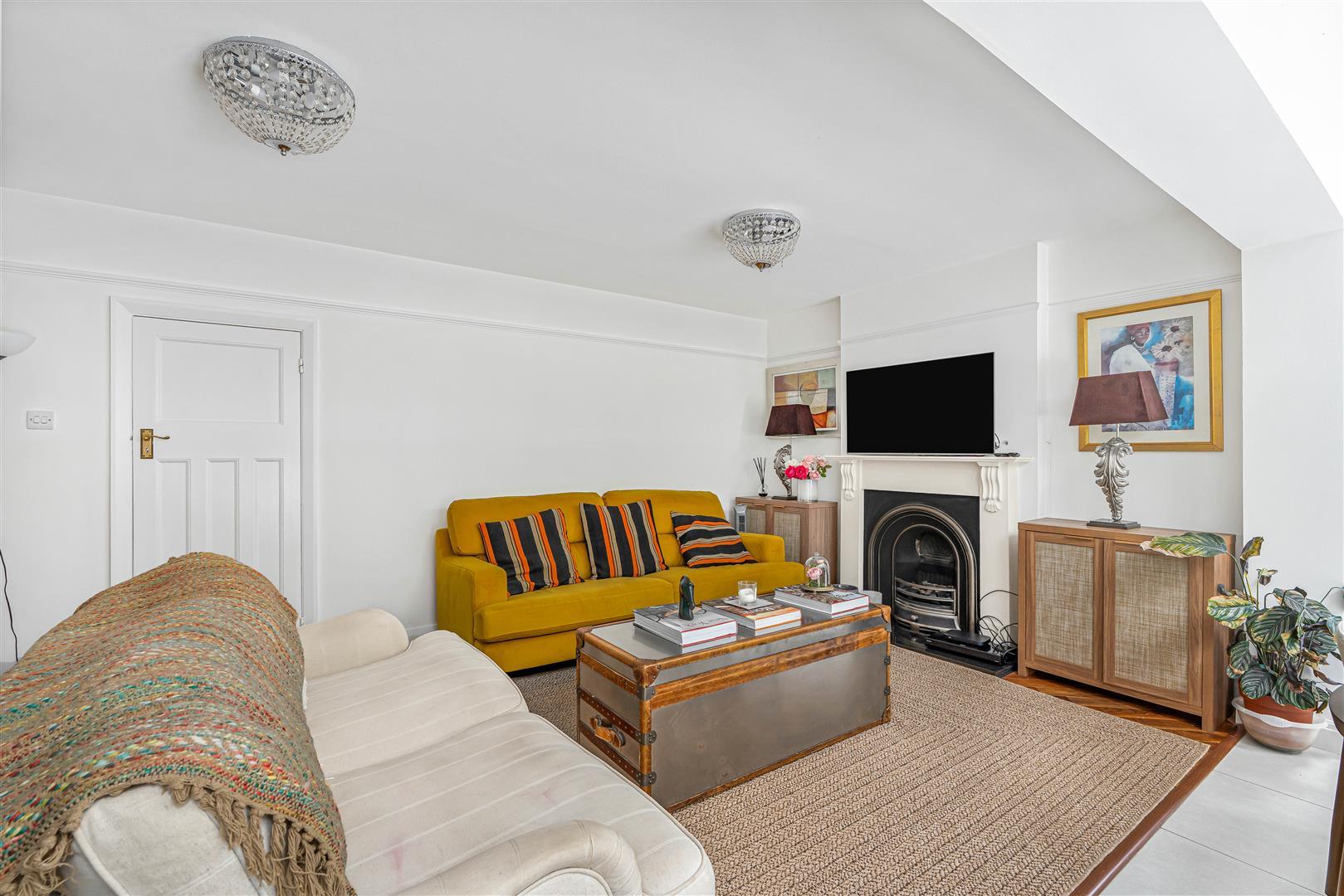 Property Image ee3f4ee0-ca5e-48cf-9614-24c280d802a2