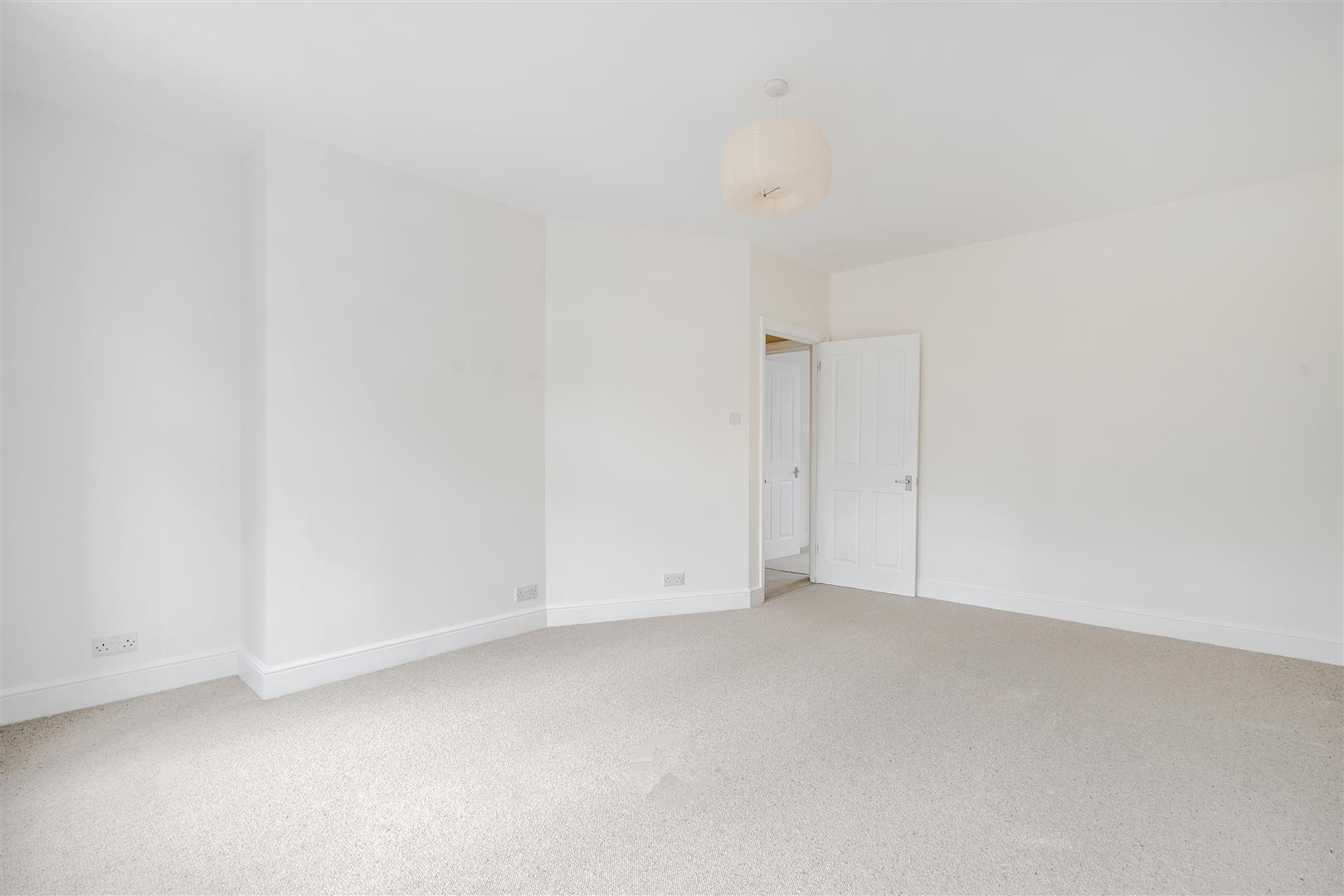 Property Image ee44b8fb-0156-4ab4-8160-a312244b35c4