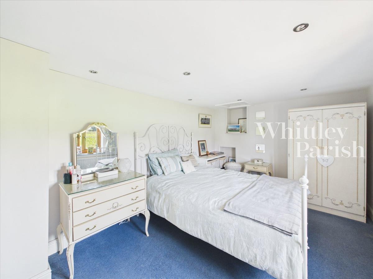 Property Image ee4701d7-2b7e-4df6-8b72-1f581d0c77c4