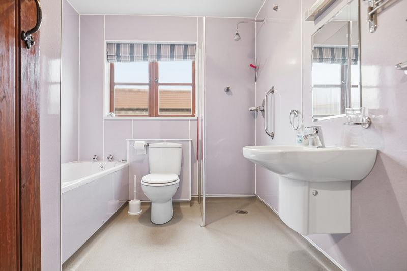 Property Image ee7875eb-c873-429a-b56d-a76765782887