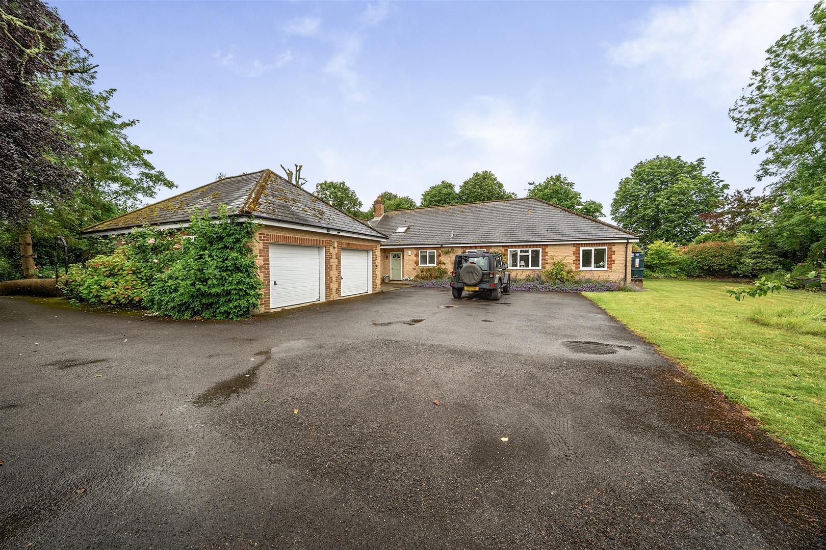 Property Image ee92b593-ad41-41e8-bf52-df157d8d6885