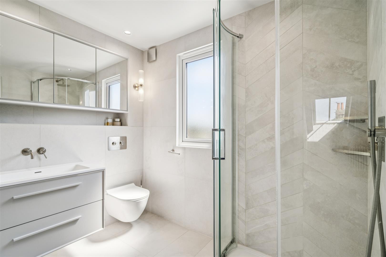 Property Image ee99a0d2-8c94-48af-9442-435806b3a2d7