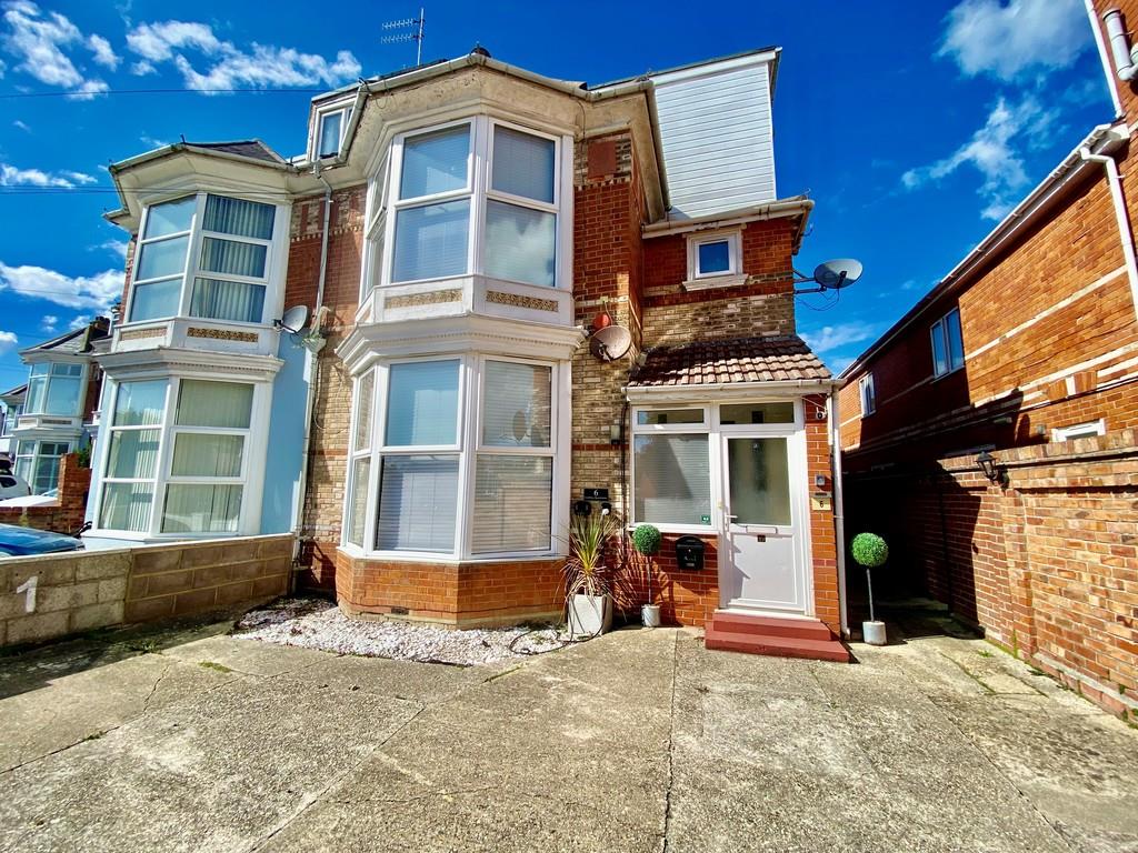 Property Image eeb4fd54-c815-45c5-9abb-1814ba23e5ab
