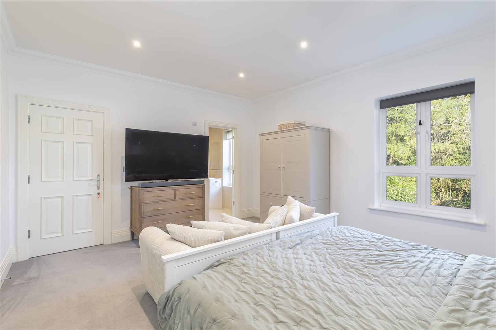Property Image eeb72957-b986-4de8-9b01-a92b951c5da9