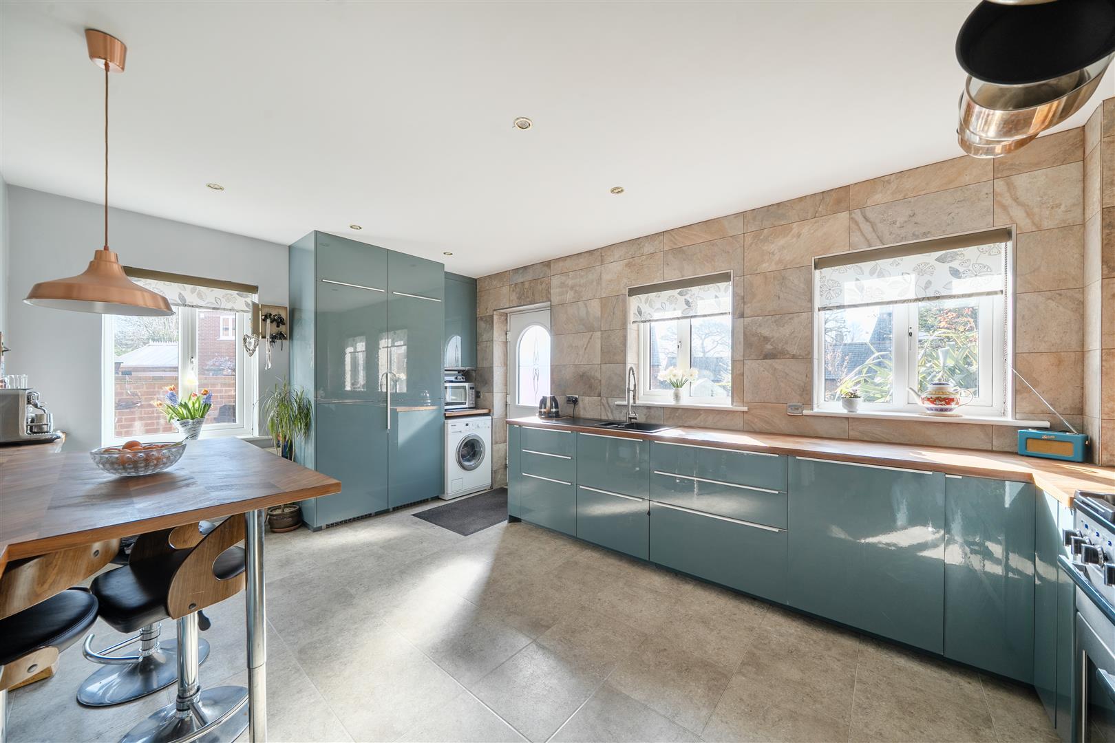 Property Image eeb81161-eb4f-4262-9c06-430ab802f727