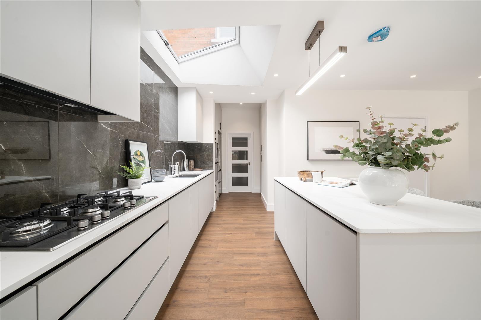 Property Image eeba84b0-cca4-48b3-b467-0dd8adea250e