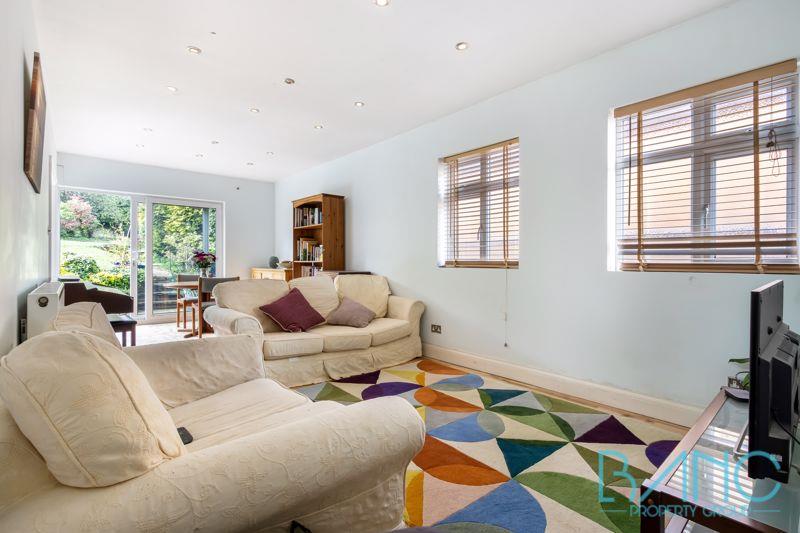 Property Image eebc8b5b-bed6-46ec-be22-9edbd6847d9a