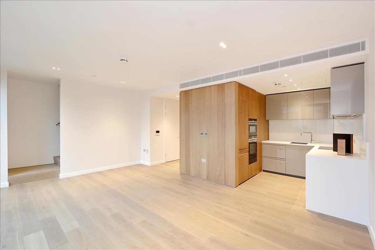 Incredible two bed two bath new build apartment for rent in Tapestry Building N1C