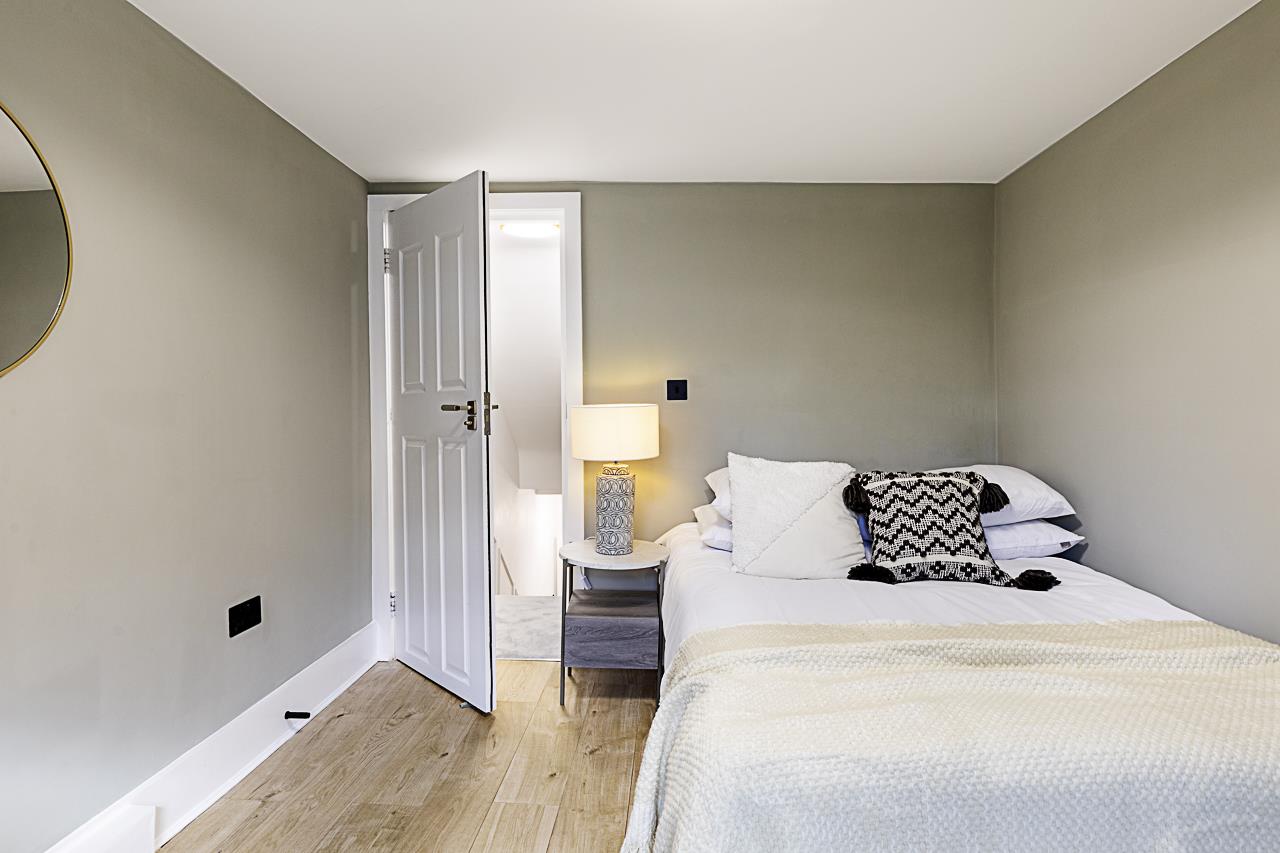 Property Image eecee5ea-b0ac-4bce-aced-7493c8a2539e
