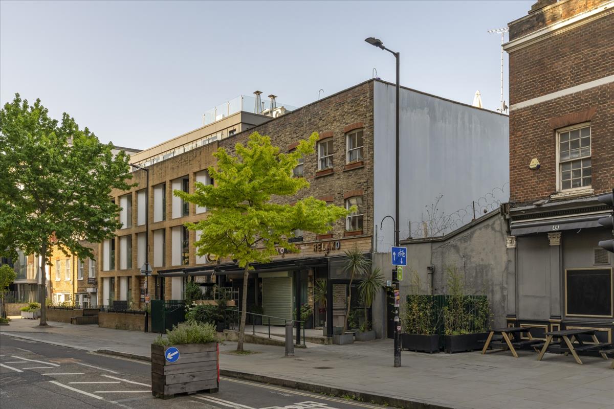 Property Image eed1c8fd-52f7-400a-9ba4-60b9ea22ce0f
