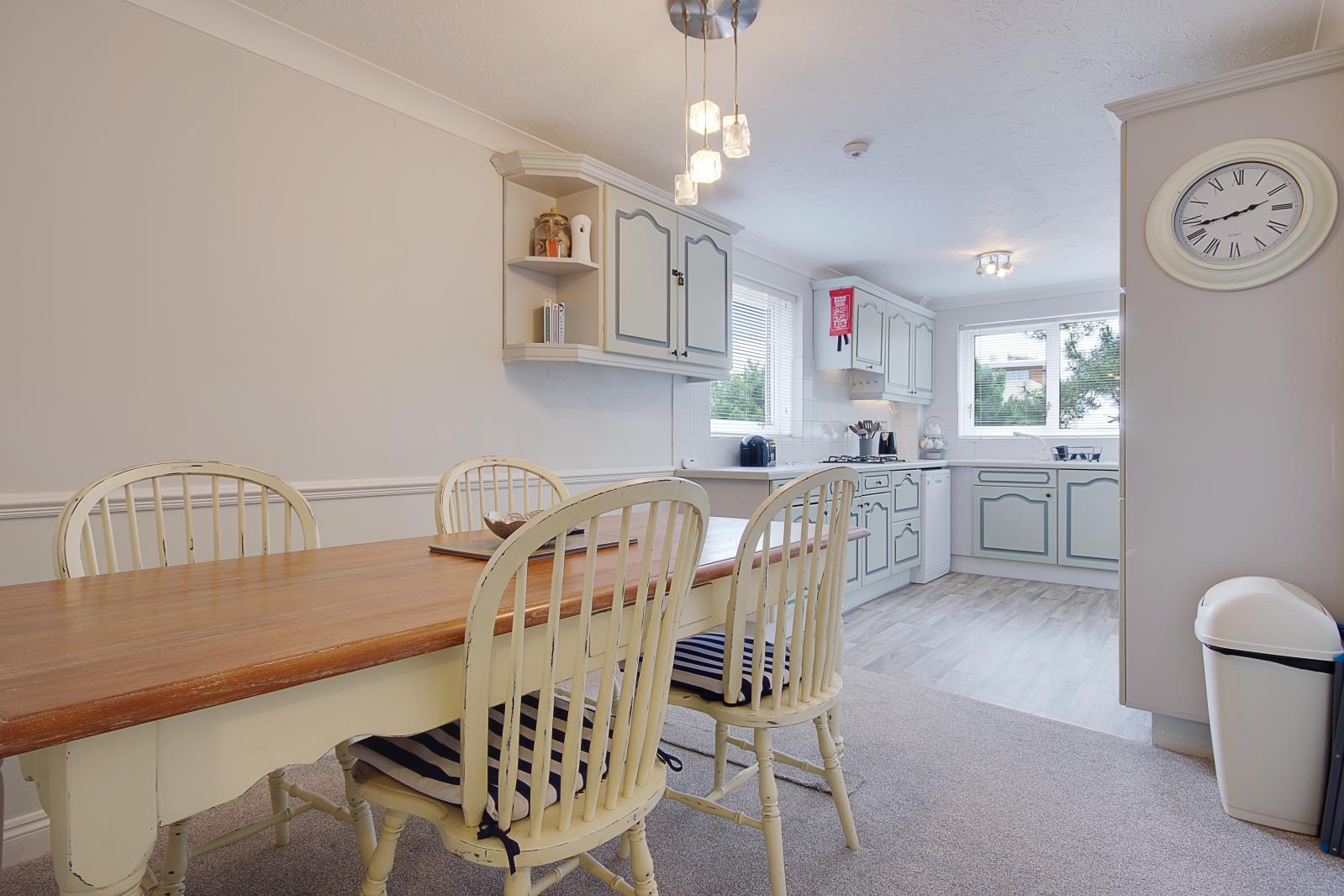 Property Image eed252be-328e-48a7-9637-241c0f6b5aaf