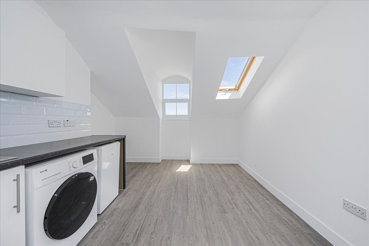 Property Image eed75a5b-ec0f-4c1b-b272-2f3b82350dce