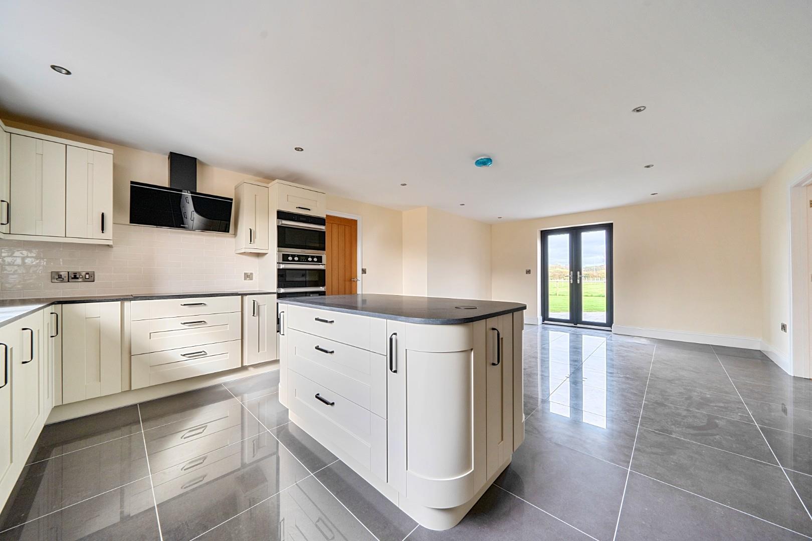 Property Image eee284a5-3d0c-435f-be0f-bddef38dc85e