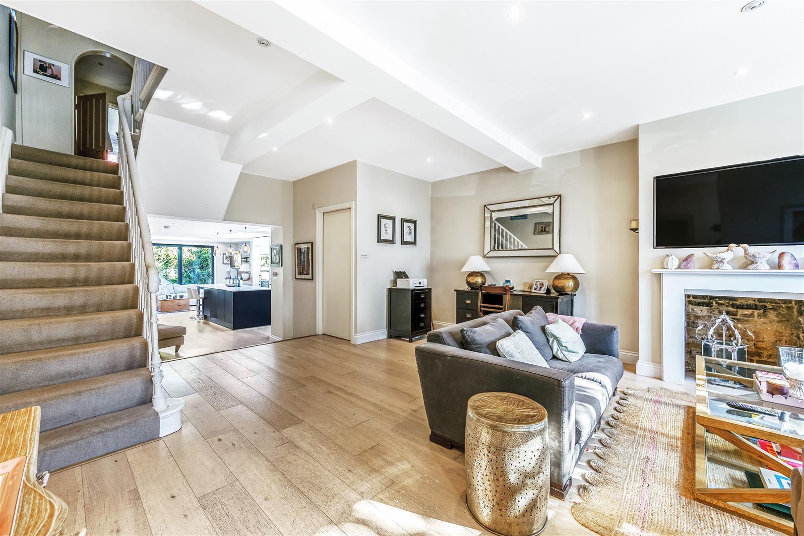 Property Image eeea5709-da87-4acf-8c4f-46d7106ae1da