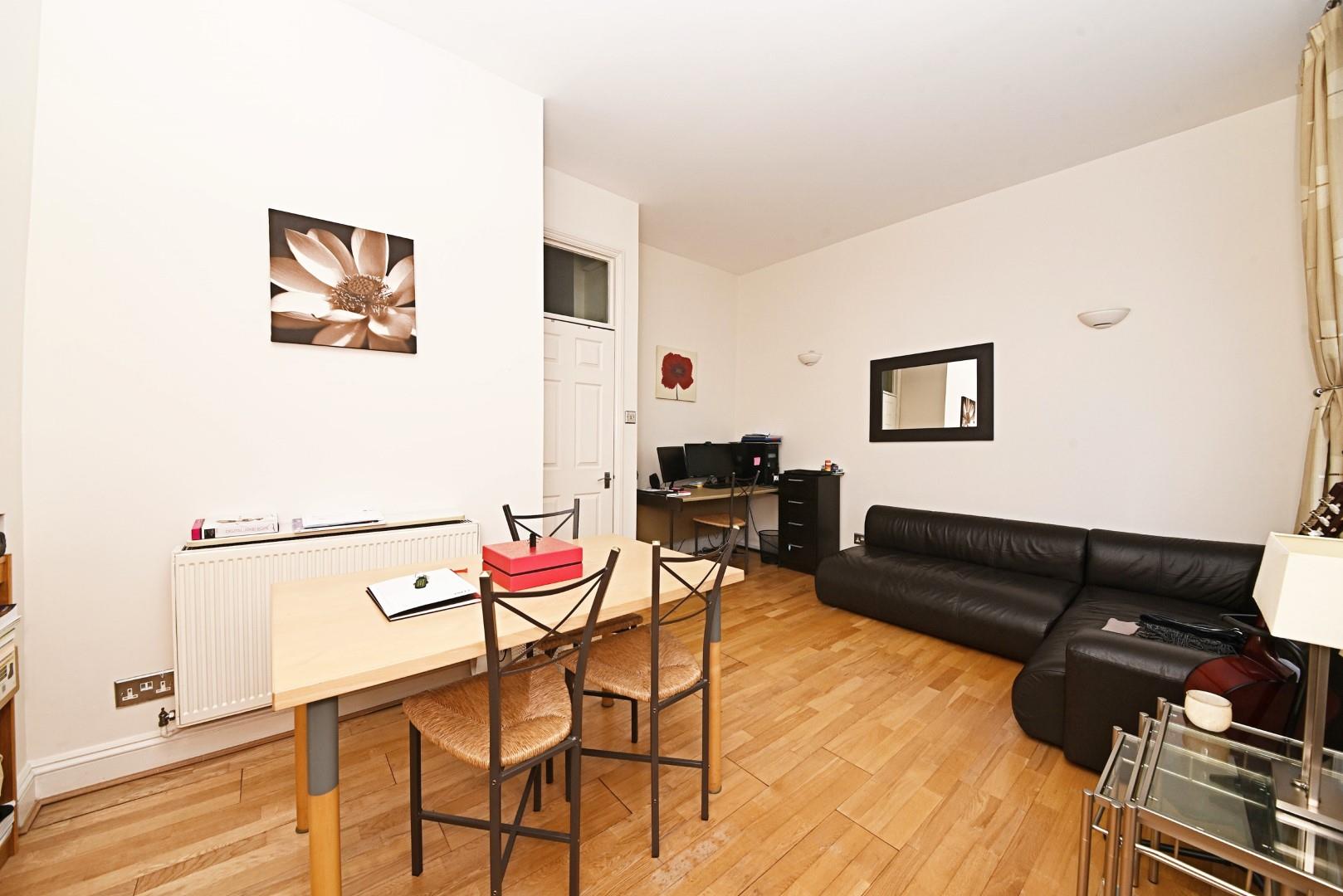 Property Image eeee55ee-9c38-418a-ad4c-ee4e4b90de03