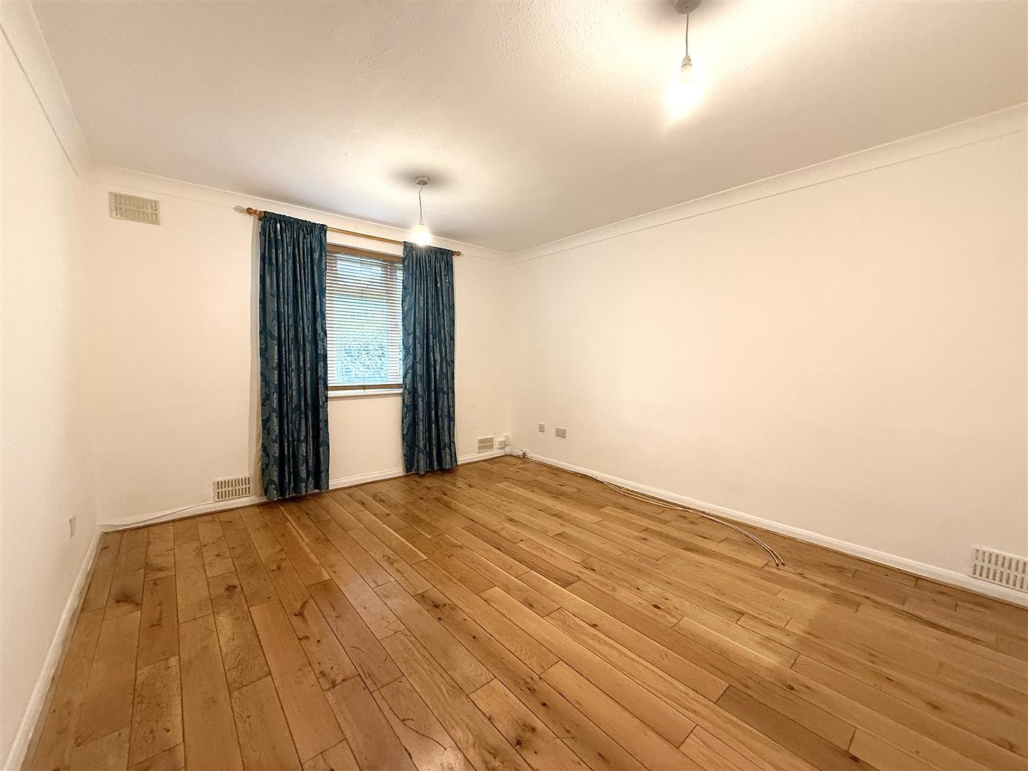 Property Image eef64547-1f0d-49fd-a16a-03977b49ec3b