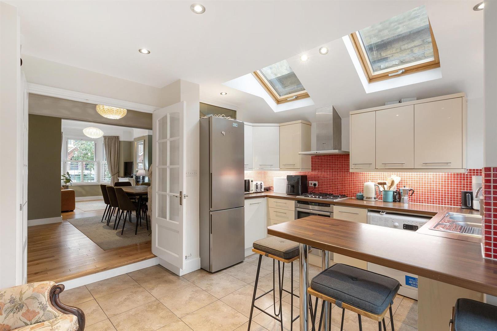 Property Image eef9286e-40a6-4e62-8ac2-97c75839611f
