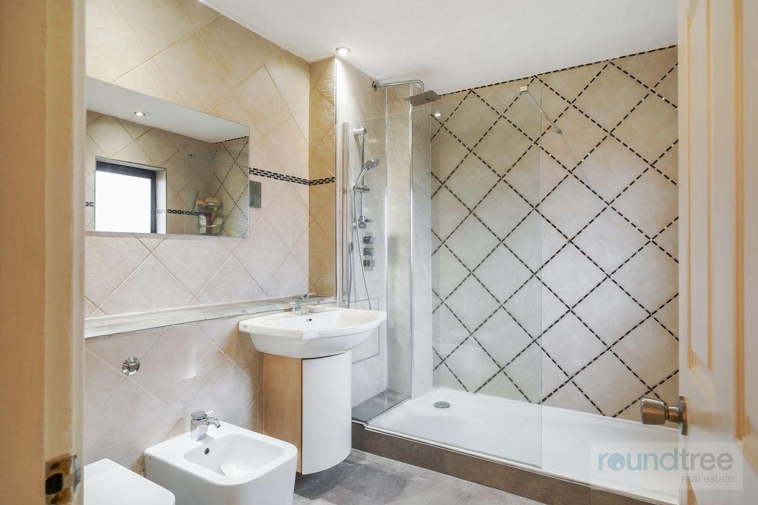 Property Image ef0026c6-ff6e-41a2-814d-5e534d1848ea