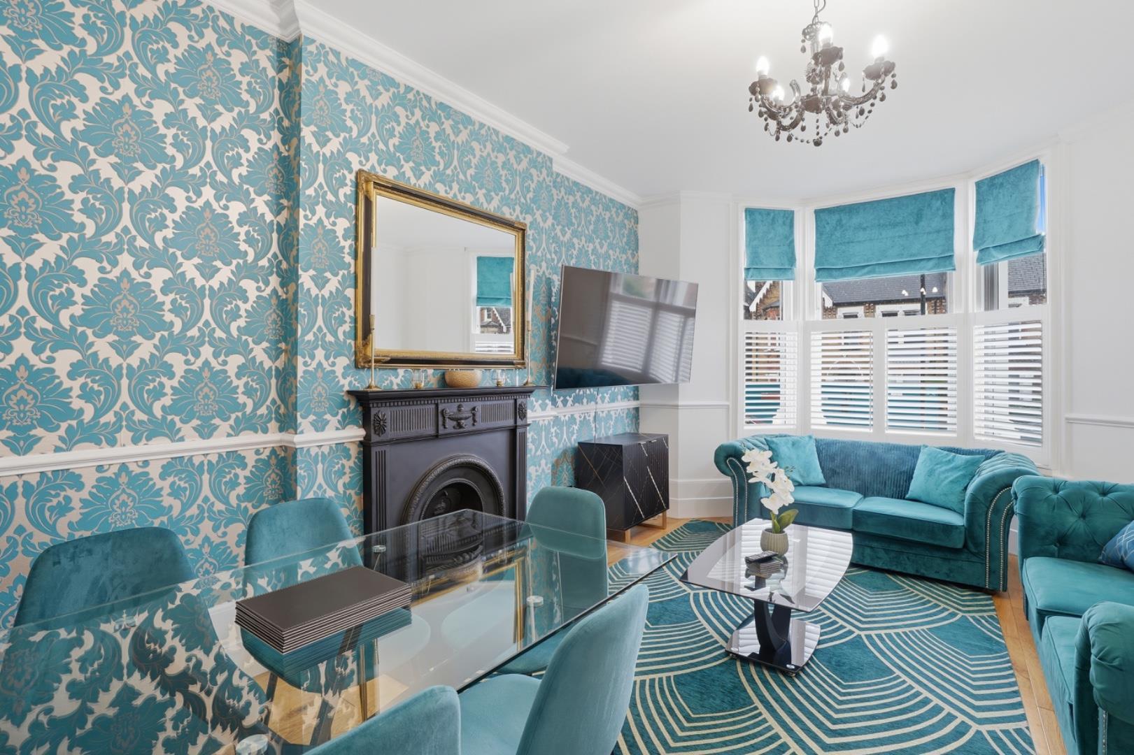 Property Image ef43a2bf-95ab-4d30-8eda-1e10c70b9e52