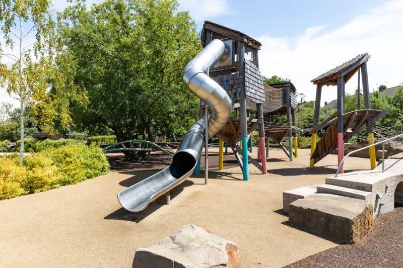 Property Image ef6a45a6-d8bd-49dc-a3b4-b44ed124f7cd