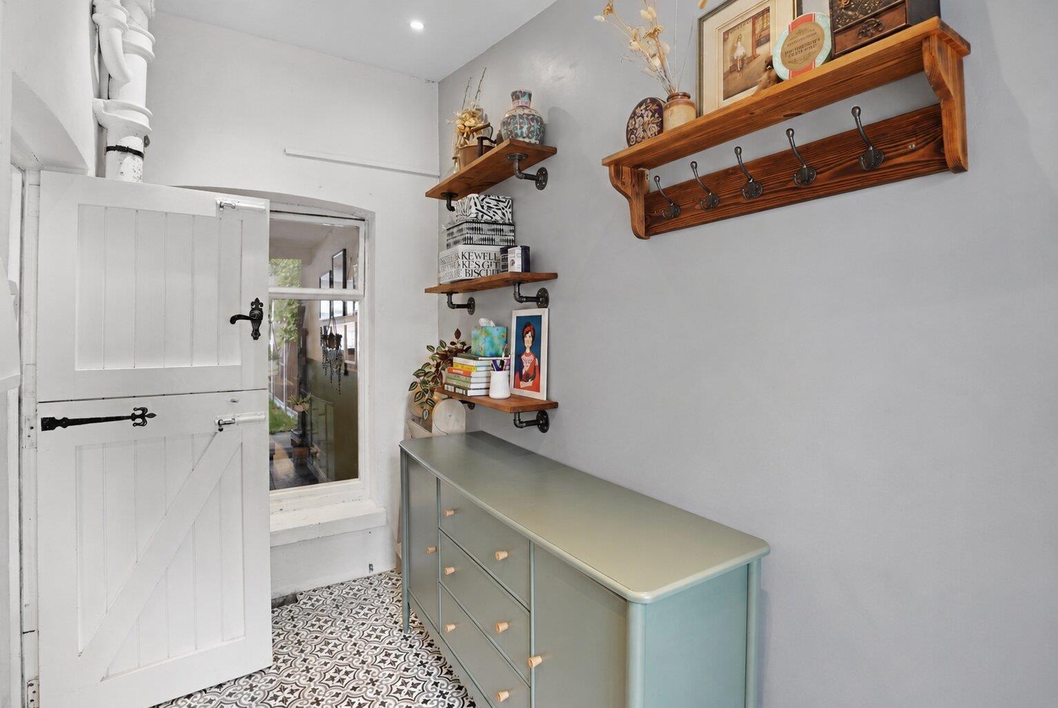 Property Image ef6dee59-cb11-4415-8d78-e993836a107f