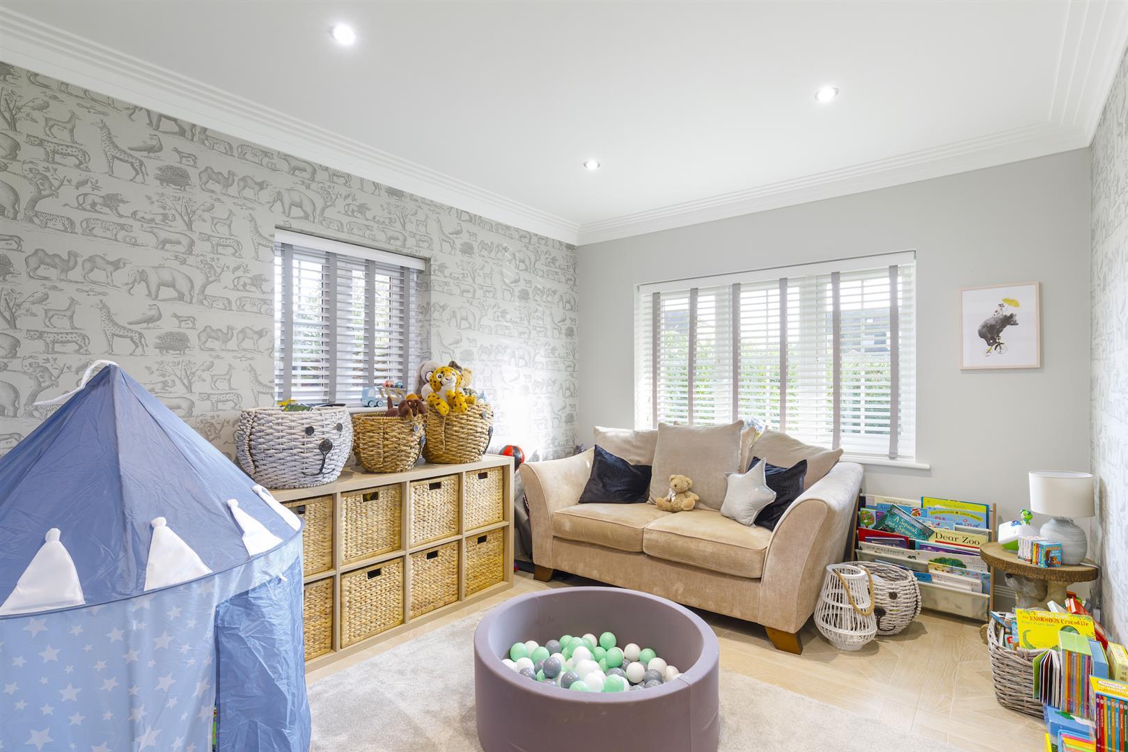 Property Image ef7d544b-4ec3-4cec-b736-b02b3fb63bba