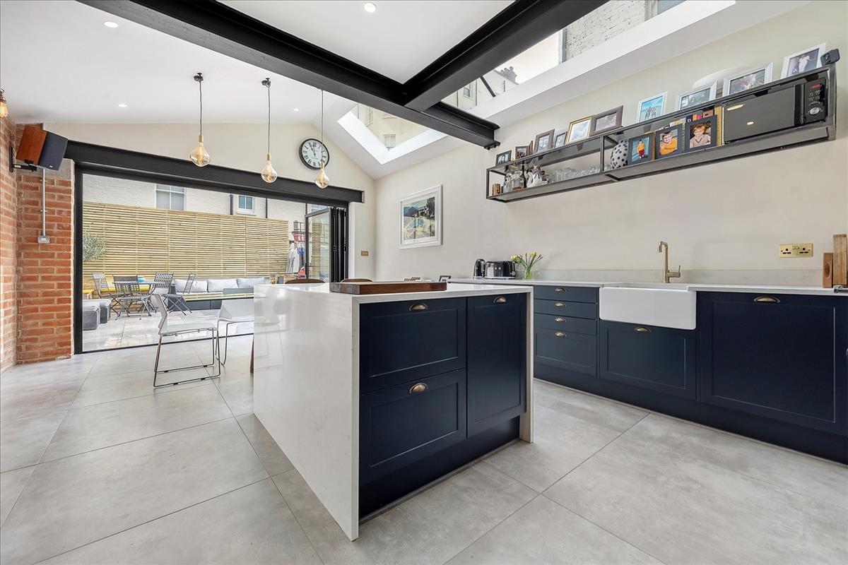 Property Image ef7e6a78-6b51-47b4-bea3-28483458970c