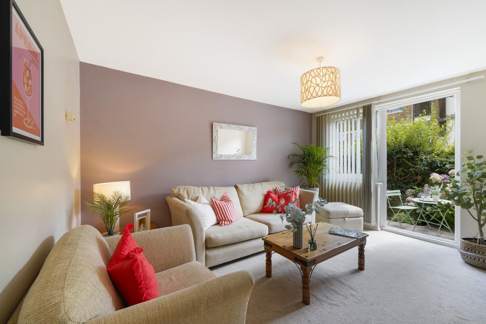 Property Image ef7fb719-9b36-4d7f-a637-8b28baa9aeb4