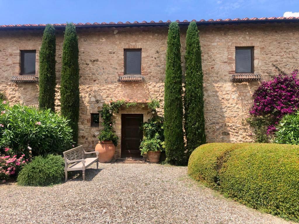 Property Image ef8356e7-bcd5-4f8c-beb2-b47a6305f008